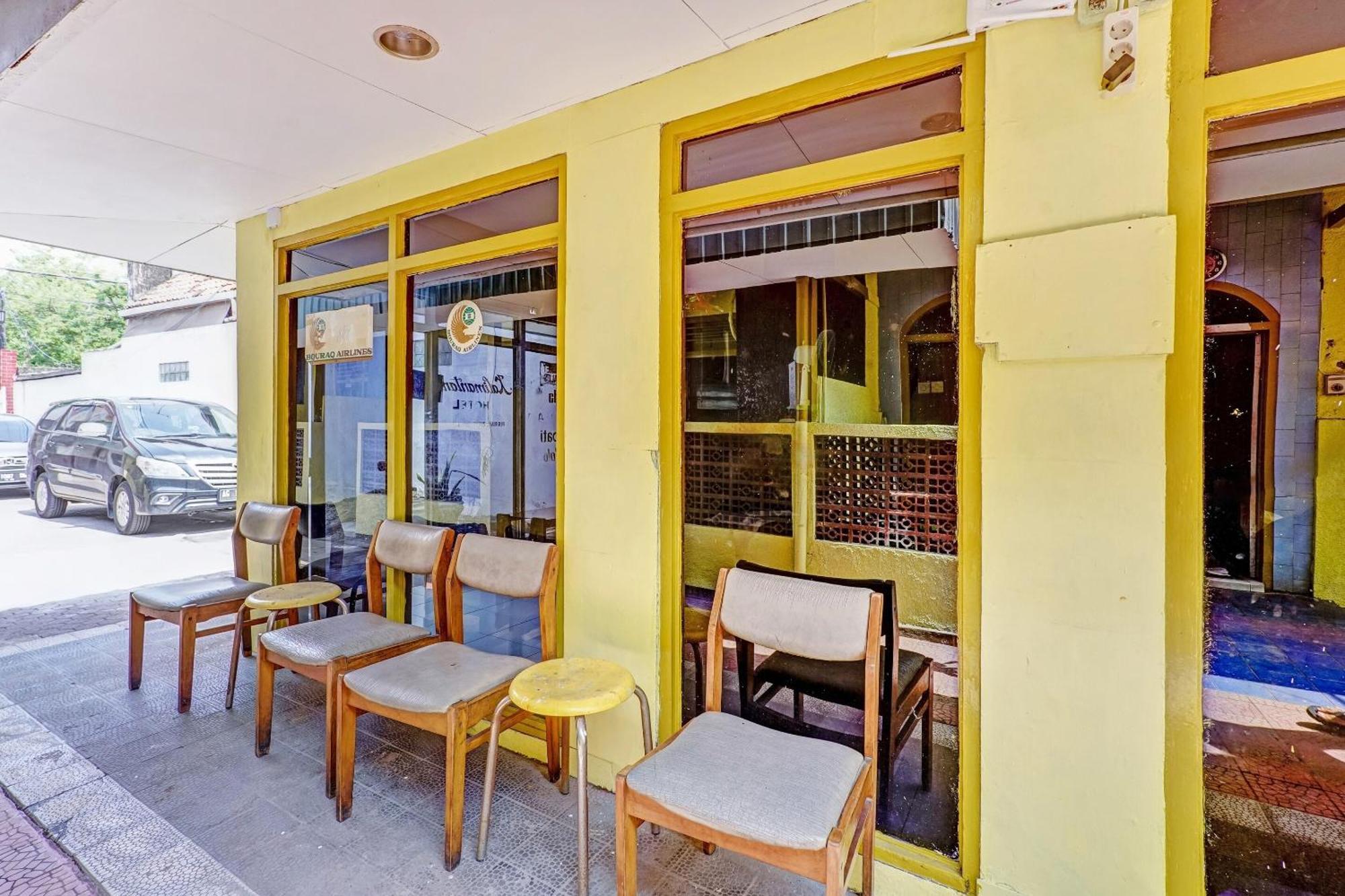Hotel Kalimantan Surabaya Exterior foto