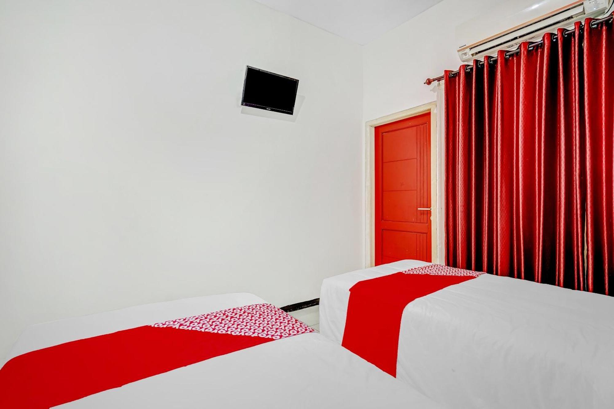 Hotel Kalimantan Surabaya Exterior foto