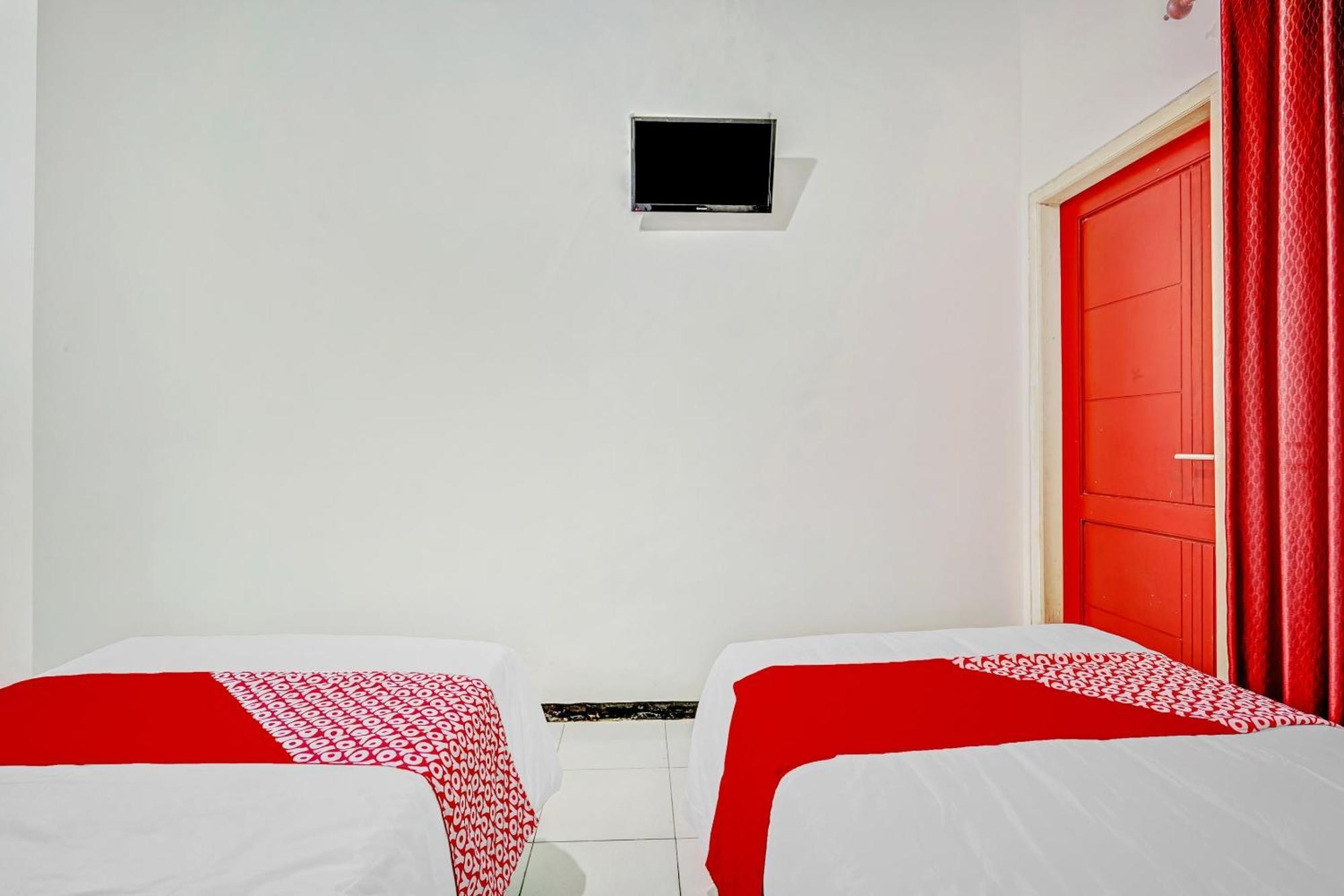 Hotel Kalimantan Surabaya Exterior foto