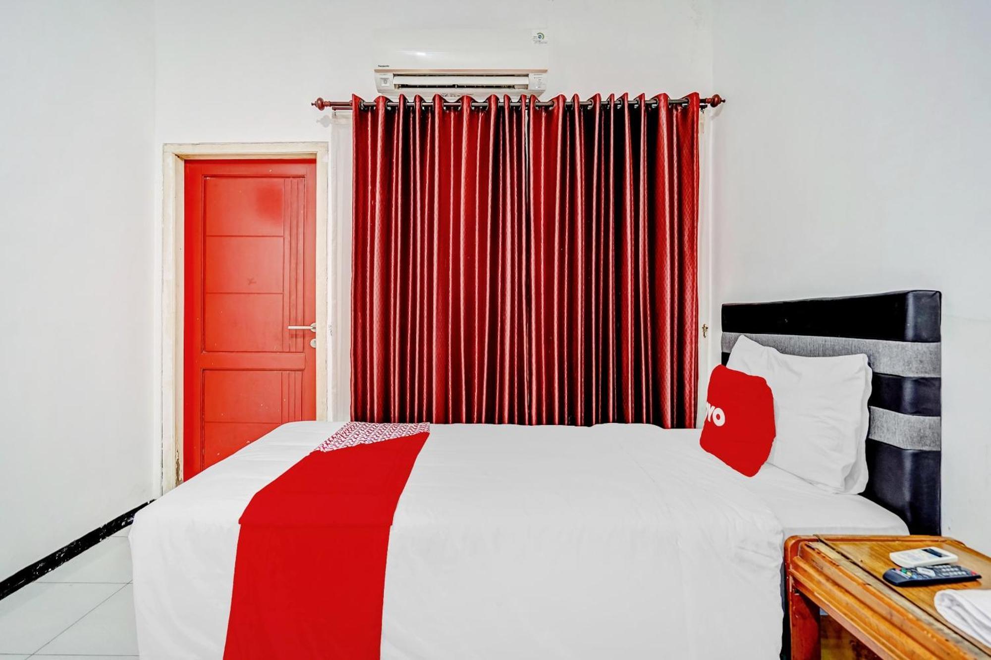 Hotel Kalimantan Surabaya Exterior foto