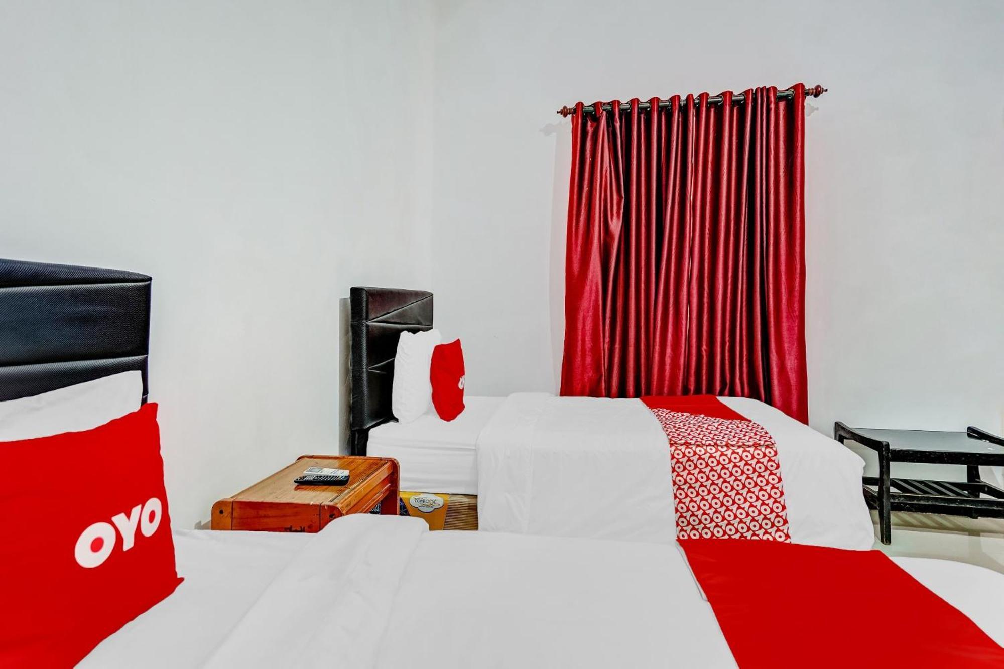 Hotel Kalimantan Surabaya Exterior foto